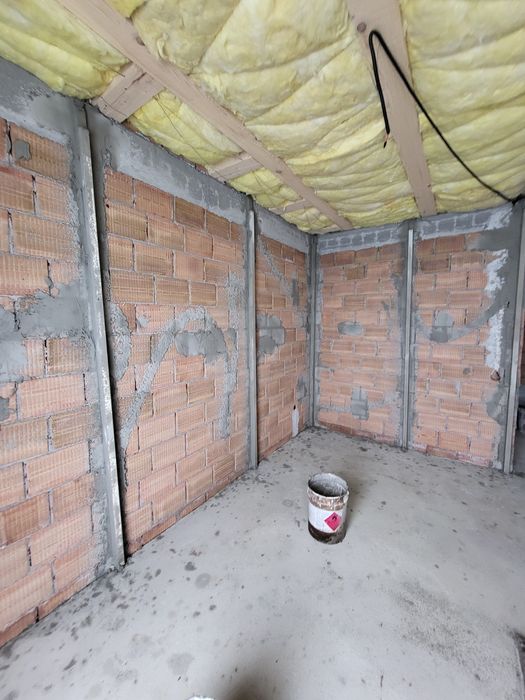 Tencuiala mecanizata