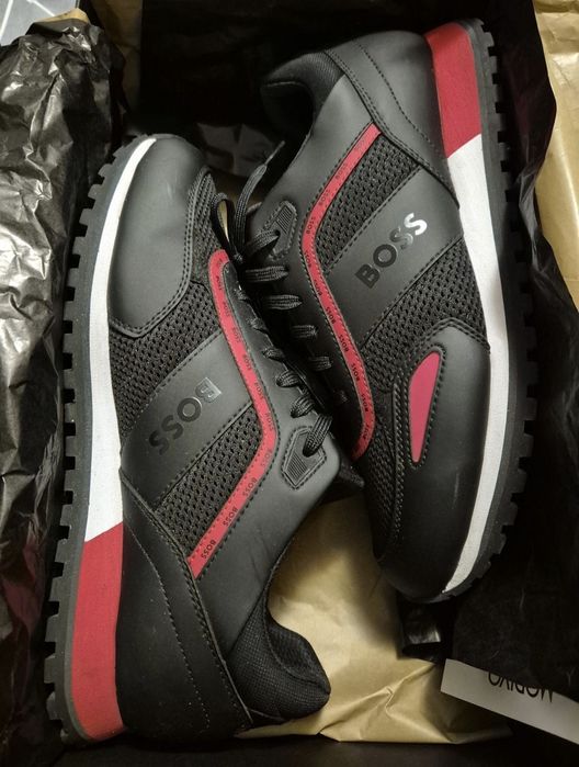 РАЗПРОДАЖБА! Оригинални мъжки маратонки / обувки Hugo Boss - 43 номер