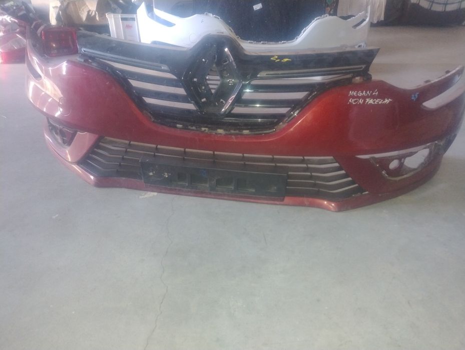 Bară față Megan 4 non Facelift