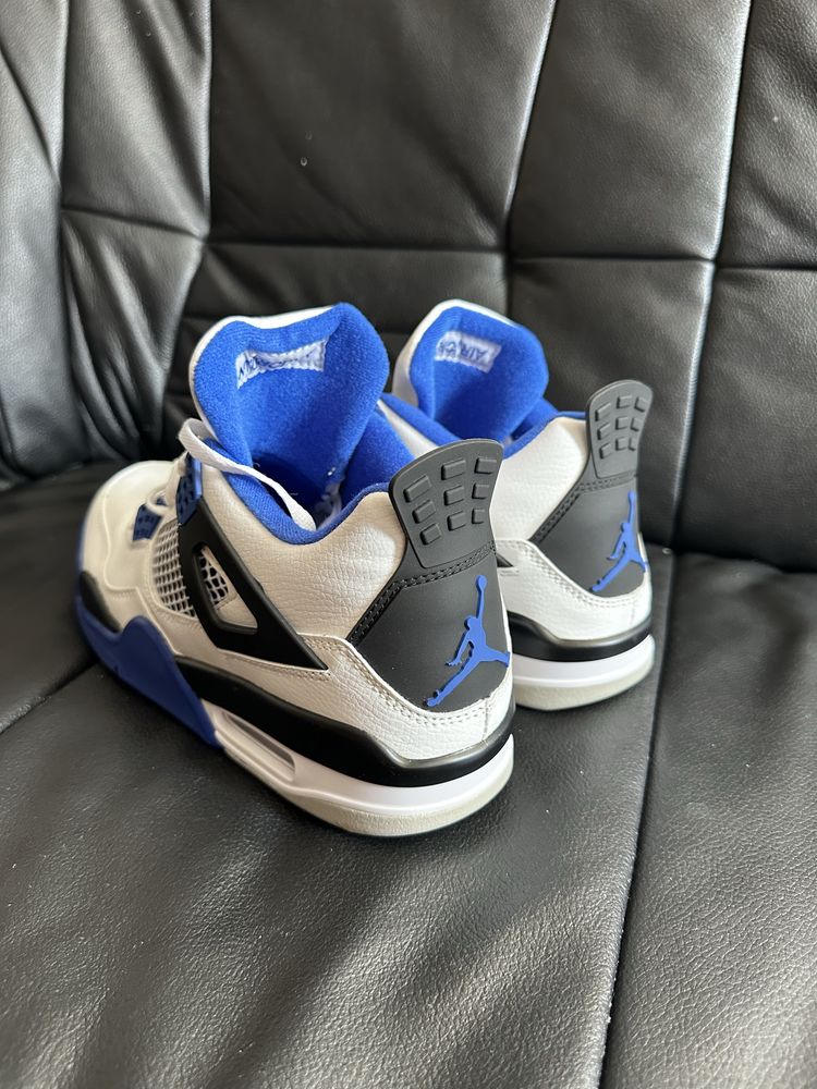 Jordan 4 Numarul 43
