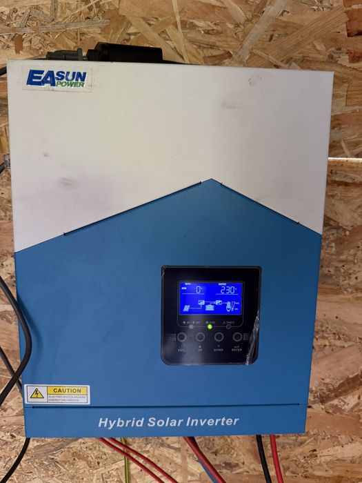 Invertor 3.2 Kw EASUN hibrid