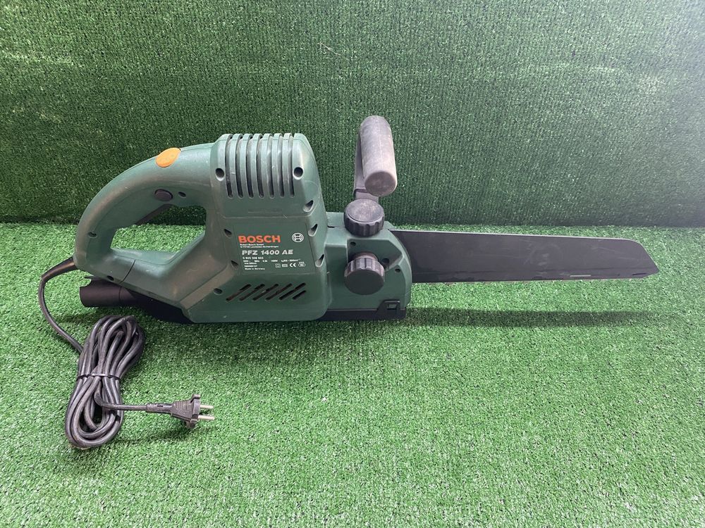 Електрически трион Bosch PZF 1400 AE