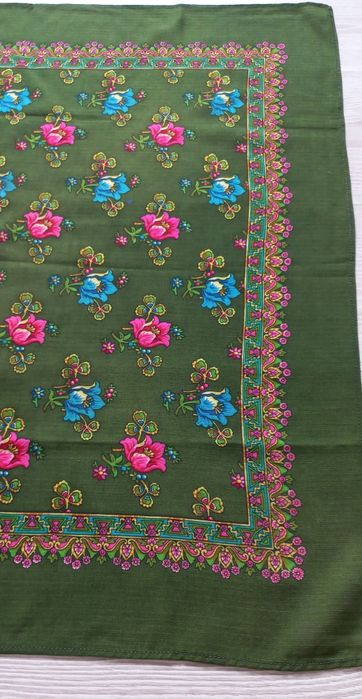 Batic/naframa traditionala verde mustar