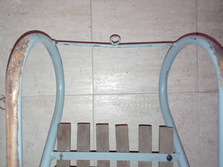 Детска Метална Шейна за Сняг