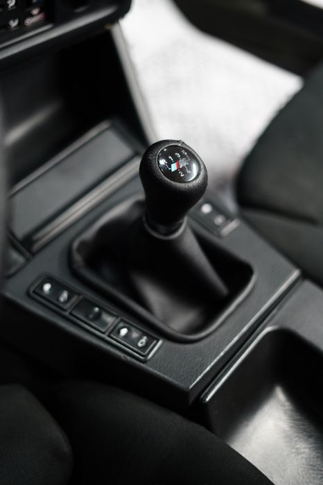 BMW E30 330I идеальная машина