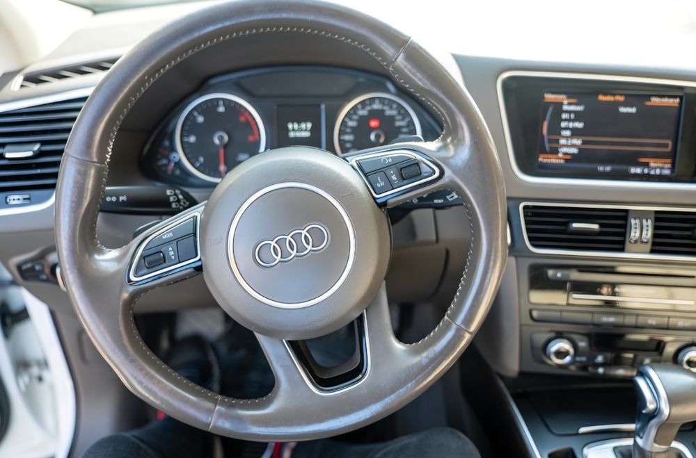 Inchiriez AUDI Q5 2.0 TDI  2015