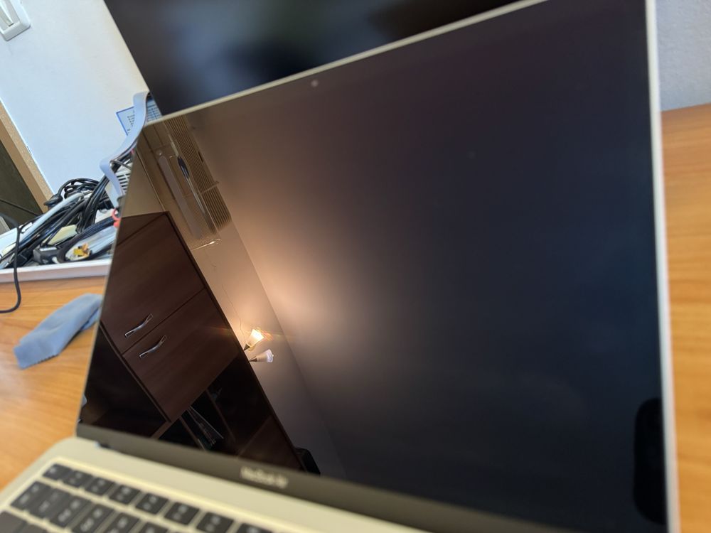 Macbook Air M1, 8gb ram, 256 ssd, impecabil