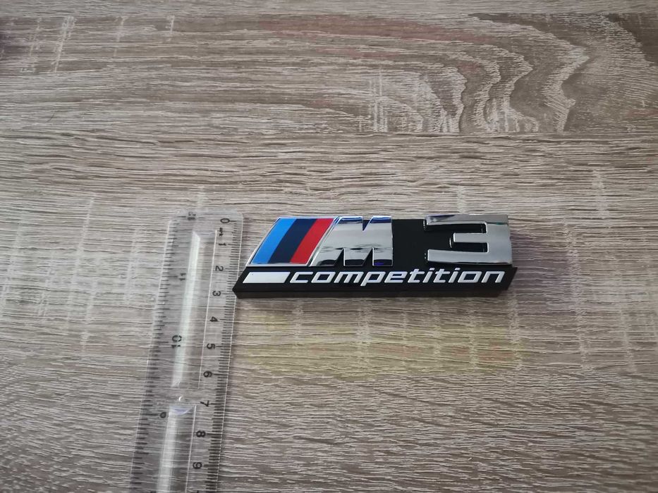 Предна решетка сребриста емблема BMW M3 Competition