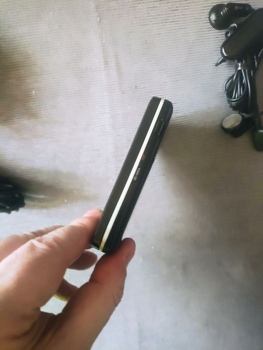 LG kg280 + accesorii originale LG ( decodat)