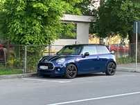 Mini Cooper Mini F56 coupe, interior piele alcantara, plafon alcantara ca noua