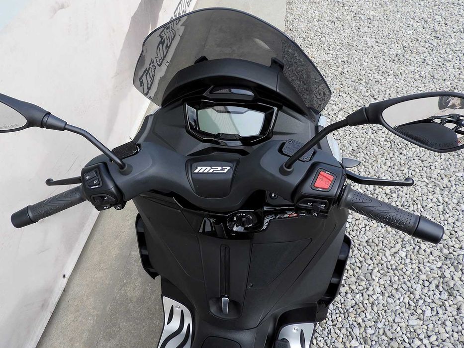 Scuter Piaggio MP3 310 Sport E5+ 2025 | Rate | Leasing