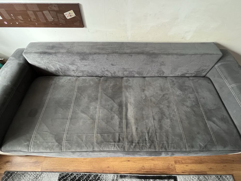 Vand canapea utilizata