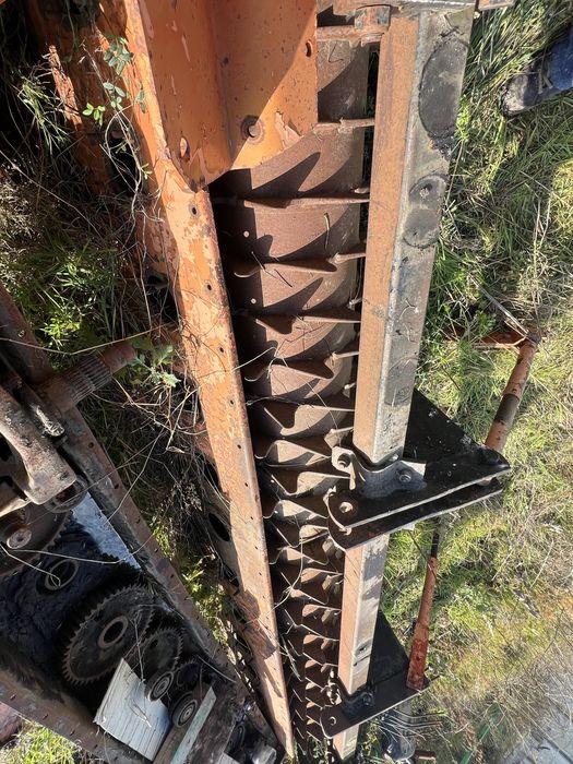 Vând ruliu de freza tip grapă rotativa Ruliu tip pacher state perfecta