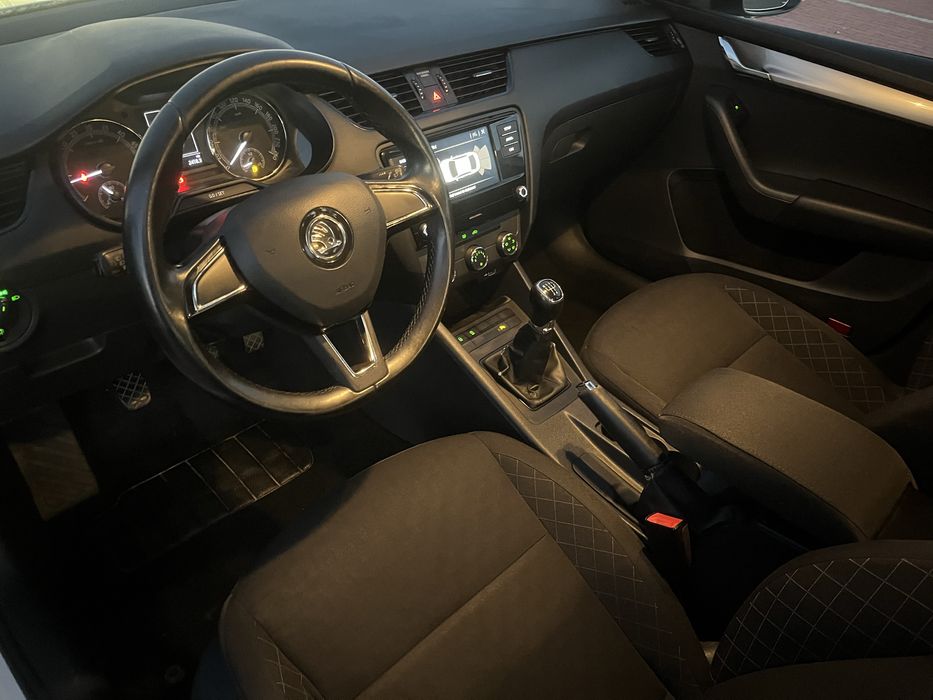 Vând Skoda Octavia 2019