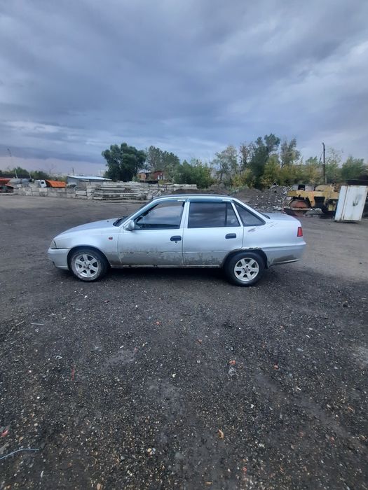 Продам  нексия 2 2013 год.  5 летка