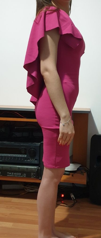 Rochie eleganta scurta- roz - marimea XS/S