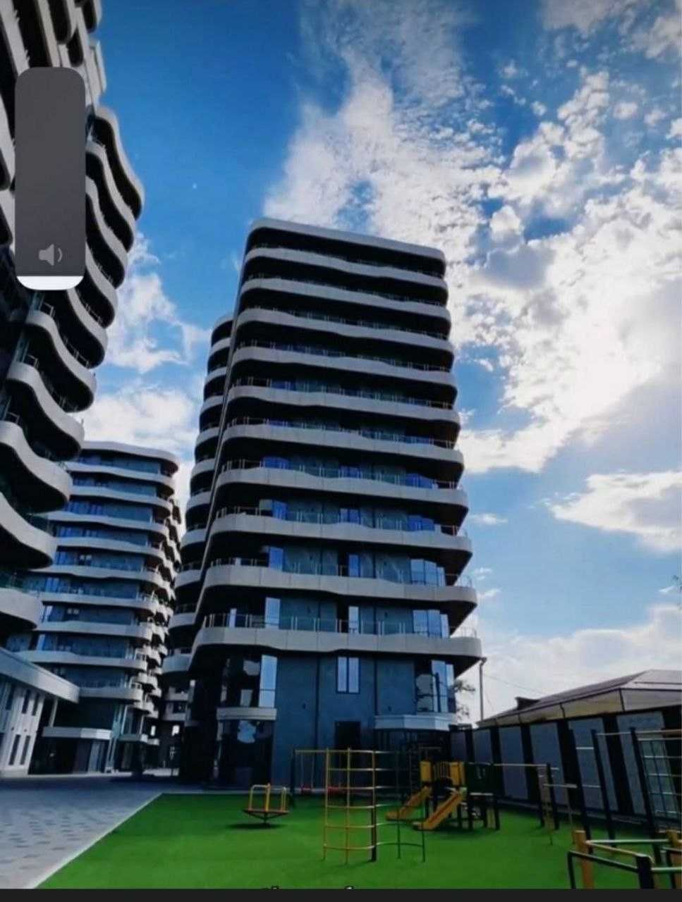 Продаетсься Новастройка на Уста Ширин