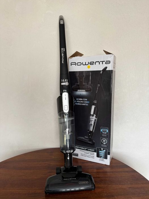 Безкабелна прахосмукачка Rowenta Air Force Light
