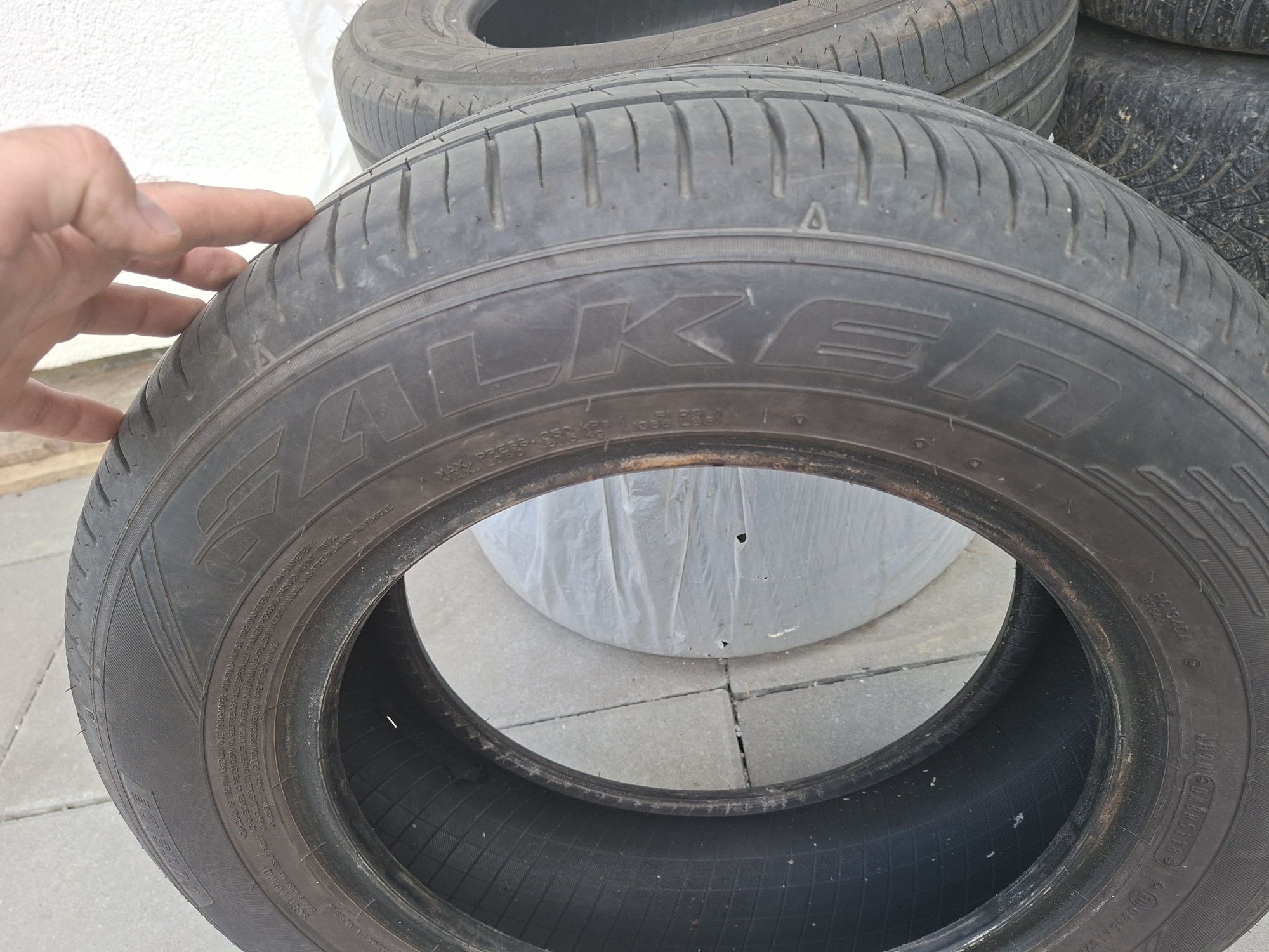 Anvelope falken 195 65 r15