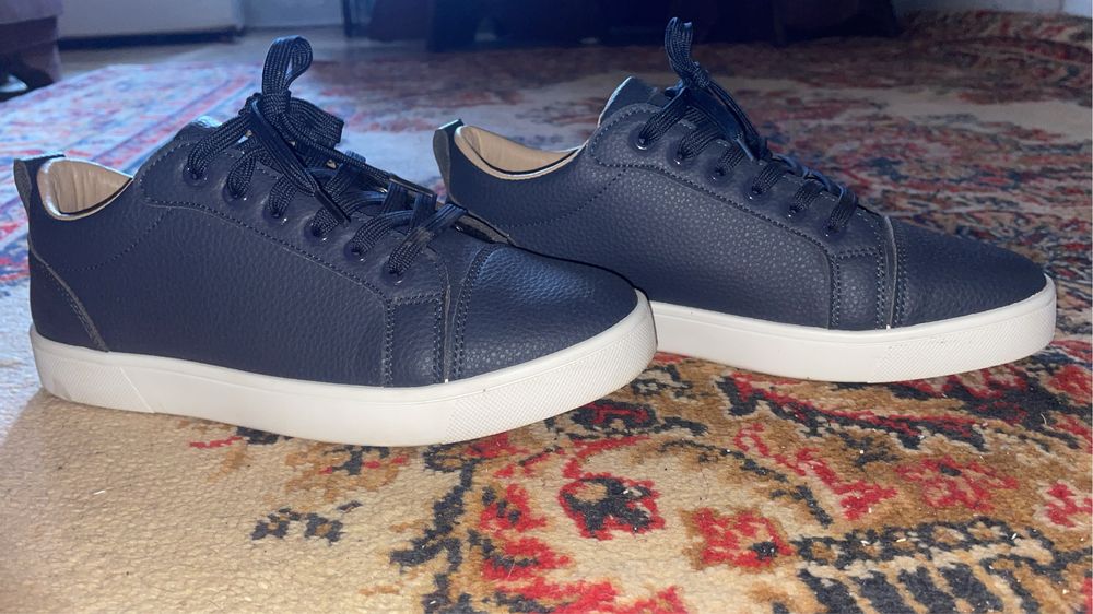 Продам обувь Лабутен