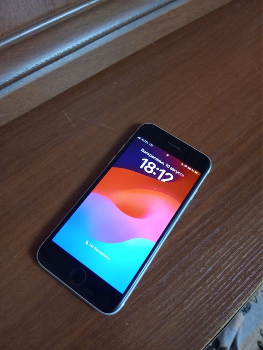 Iphone se 2020 64gb