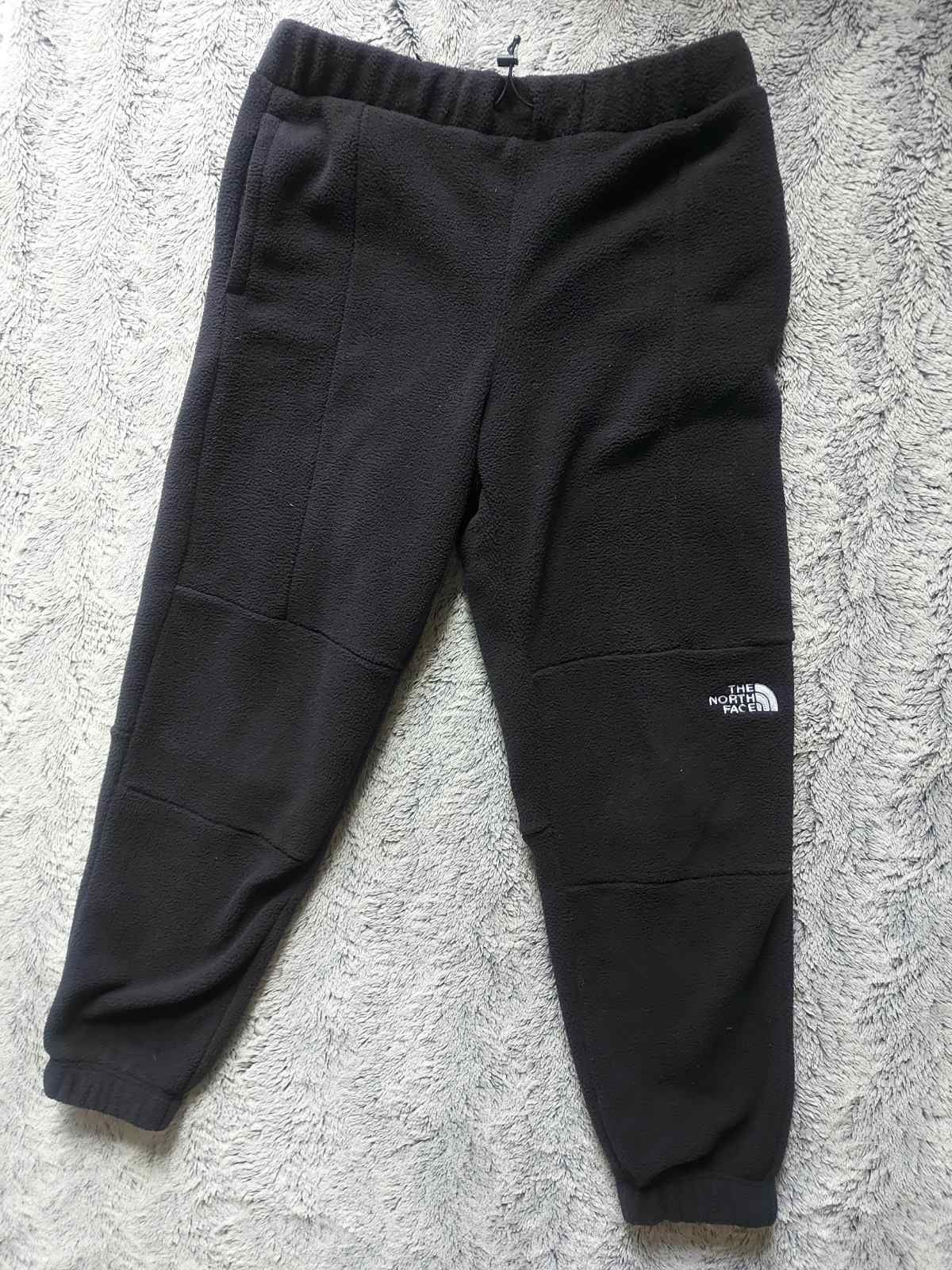 The North face pants , размер Л/34, поларени, модерна кройка