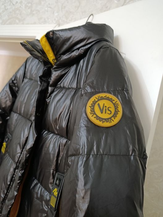 Продам зимнюю верхнюю одежду.Куртка