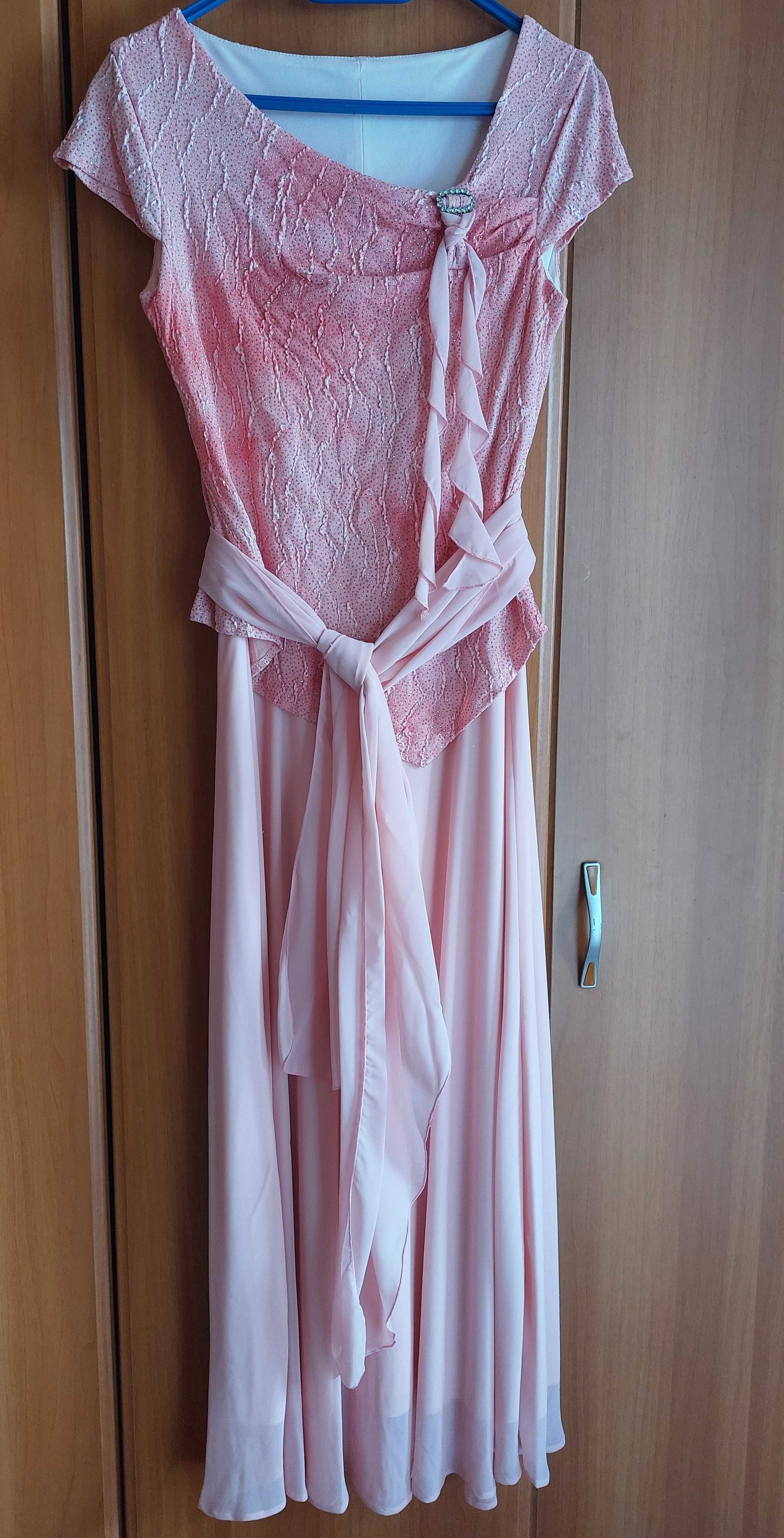 Rochie roz de nunta