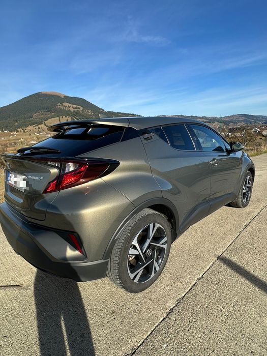 Toyota CH-R 1.8 Hybrid Style 2022-29000 km. Unic proprietar