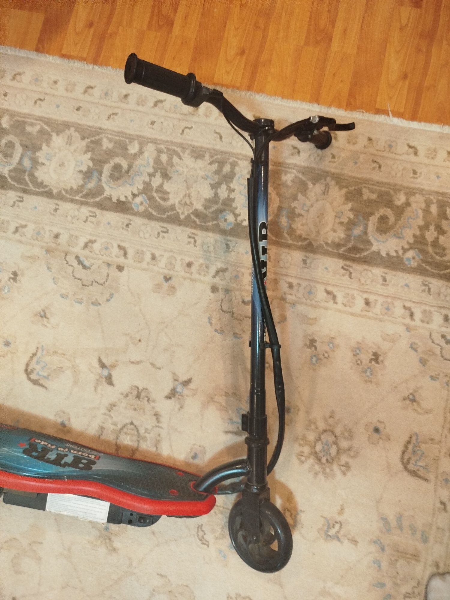 Vând trotinetă electrică pentru copii/adulți E-SCOOTER Born to ride