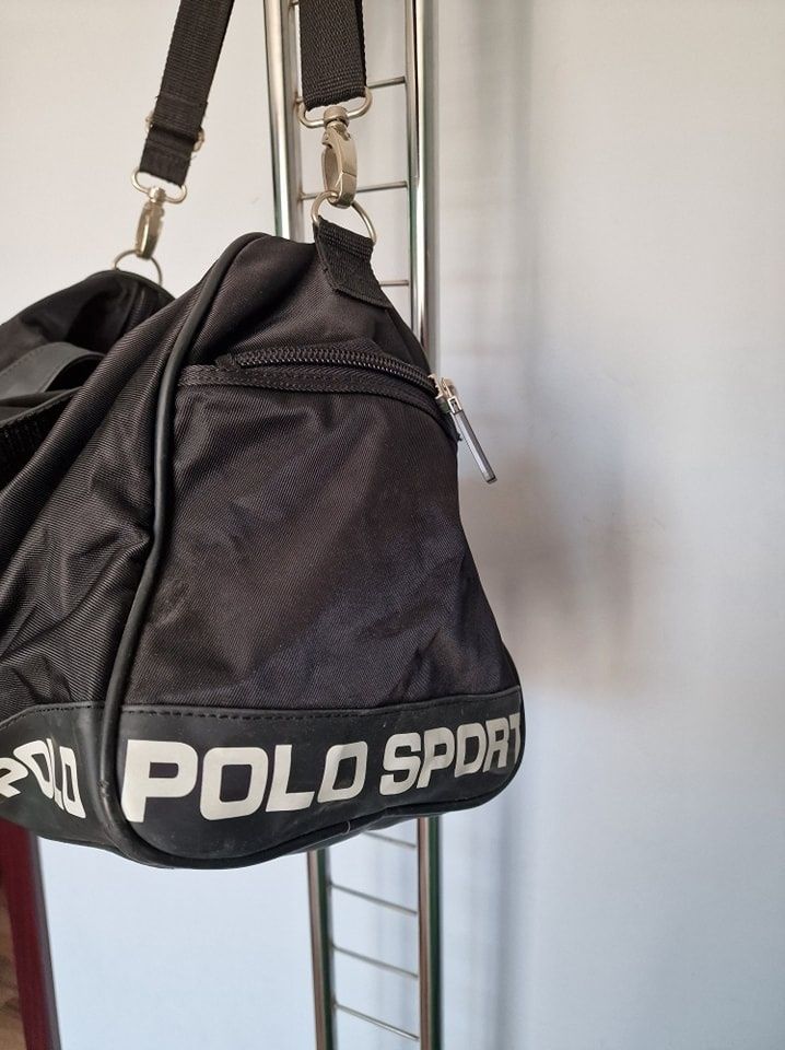 Страхотен спортен сак POLO SРОRT,среден размер 
размер, без забележки,