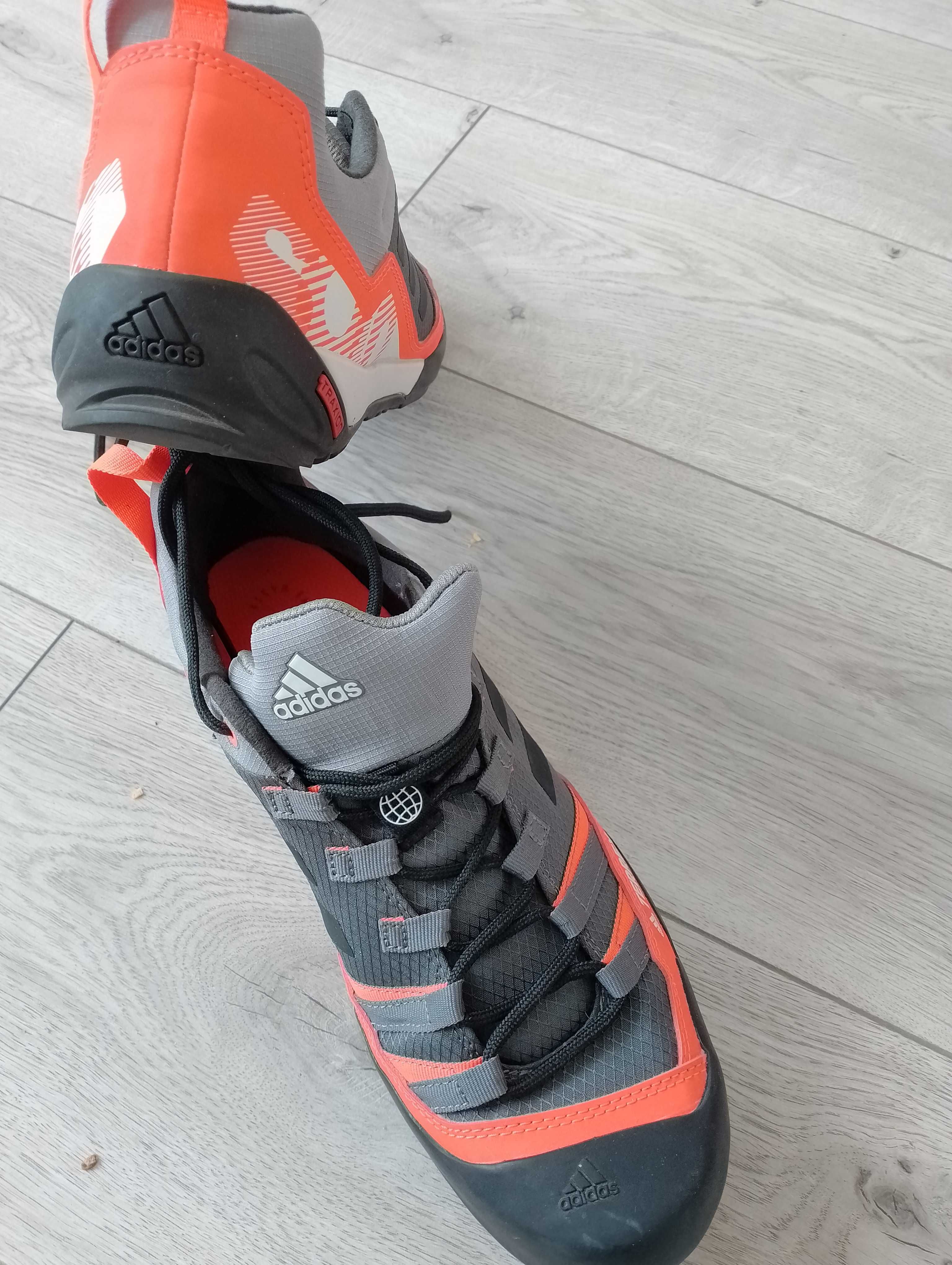 Adidas terrex Nr.44