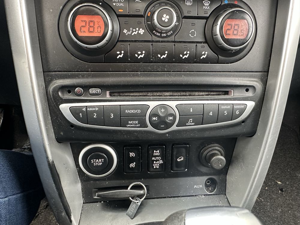 CD за Рено Колеос!