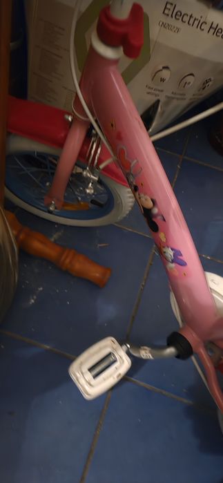 Bicicleta fete 12" Minnie Mouse Club House