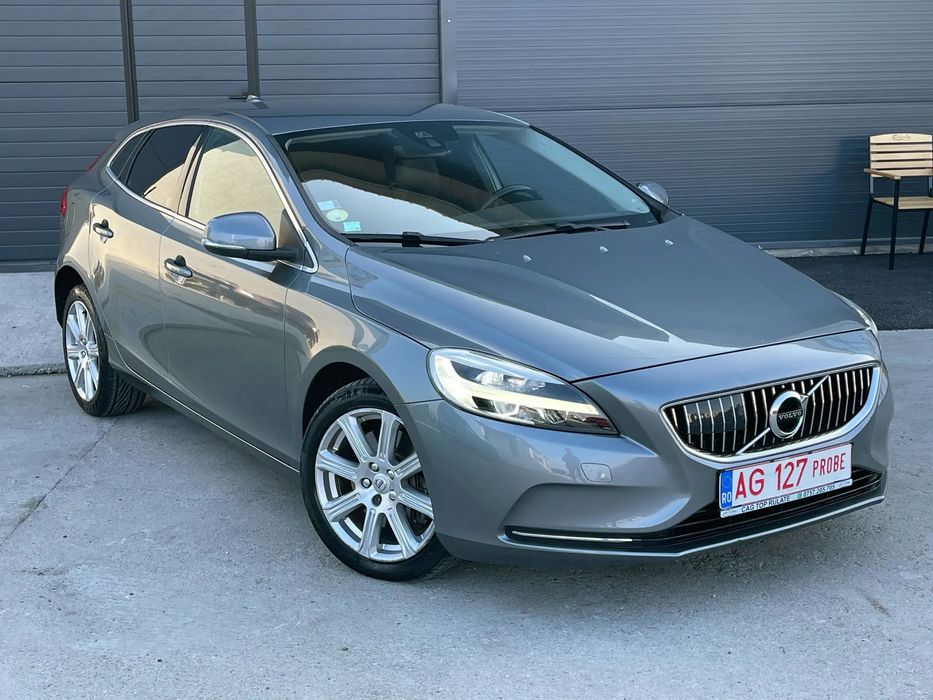Volvo V40 2.0D/120cp/Garantie/Rate/Credit/Automat/Piele/Navigatie/Livrare/Numere