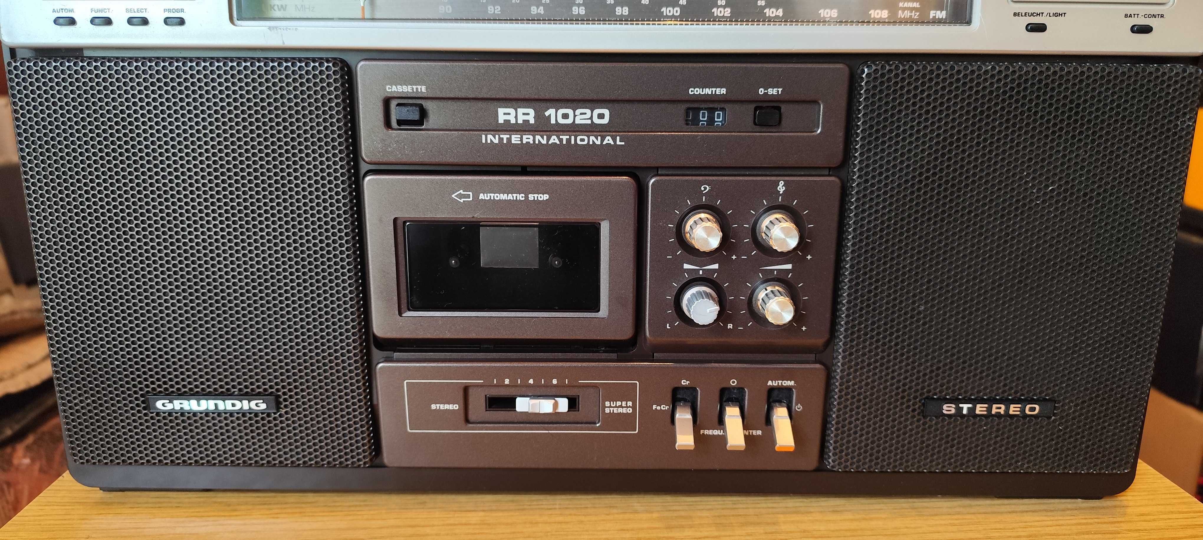 Радиокасетофон Grundig RR1020 international-стерео ретро