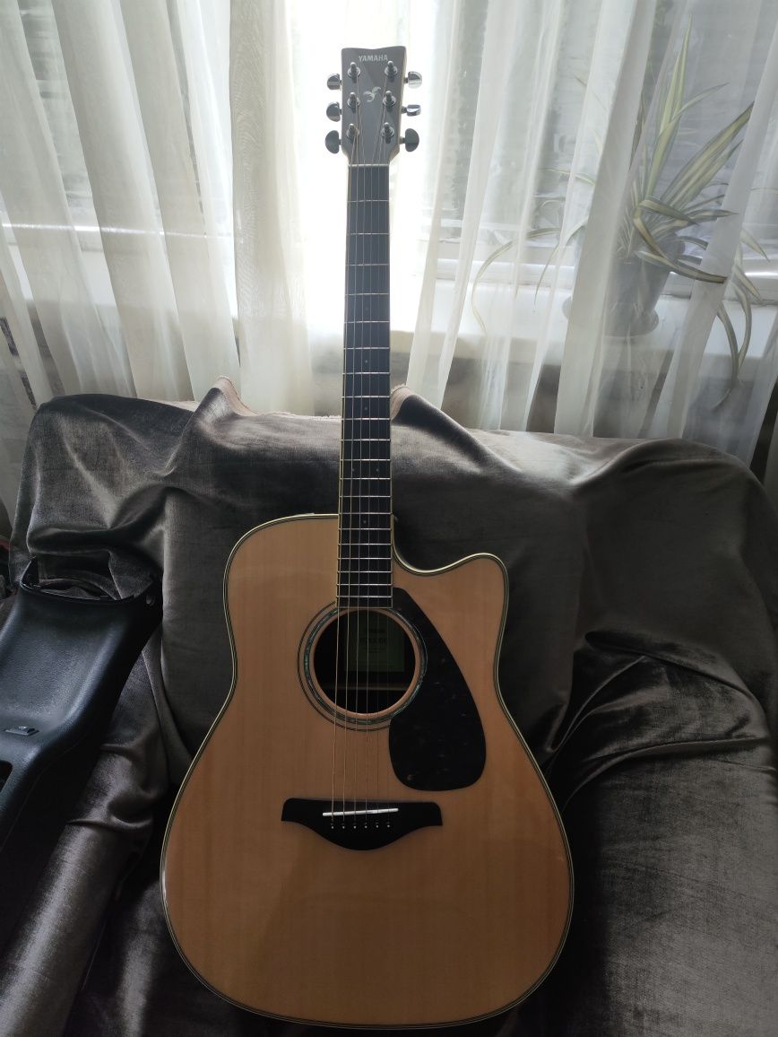 гитара Yamaha fgx 830c