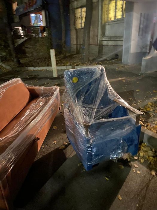 Мебель для гостиной (два кресла и диван) - 2 комлекта