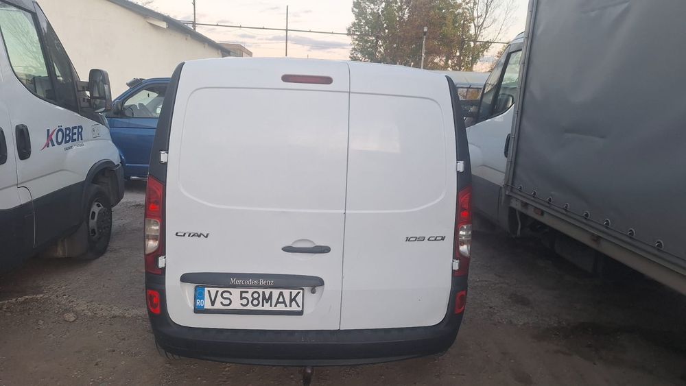 VAND 3700 EURO •Mercedes-Benz