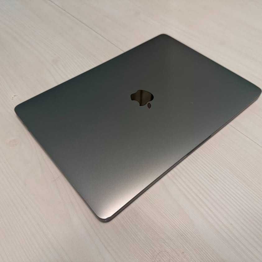 MacBook Pro 13'' - M1, 8GB RAM, 512GB SSD