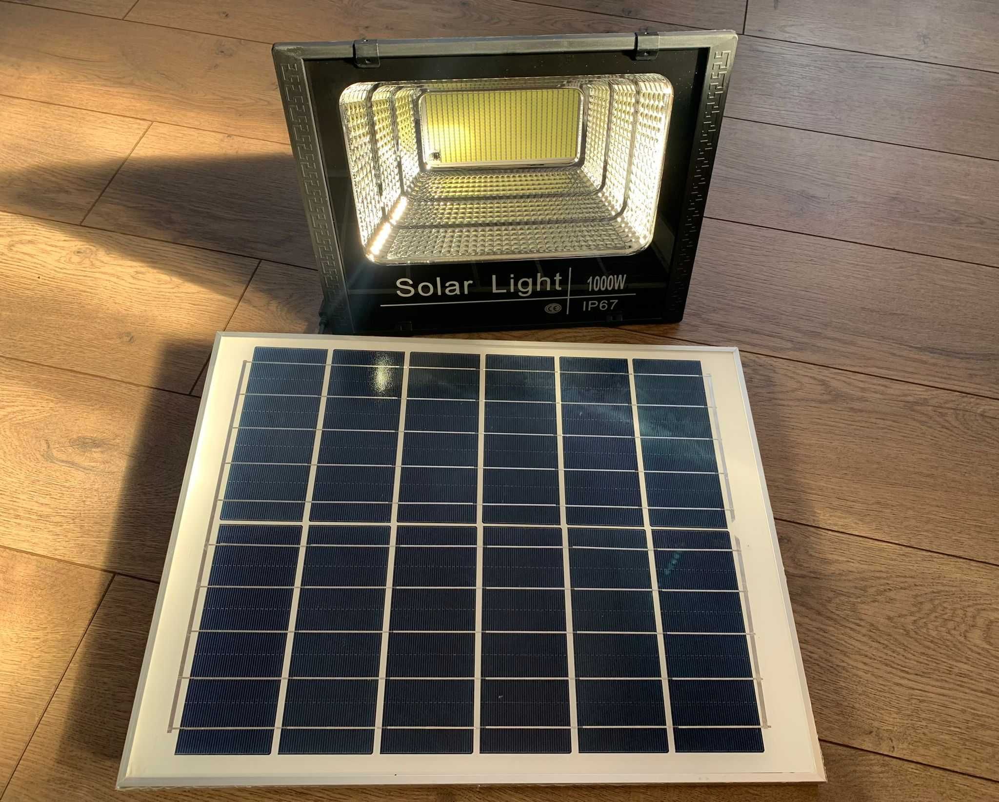 Lampa stradala cu panou solar si Proiector cu panou solar