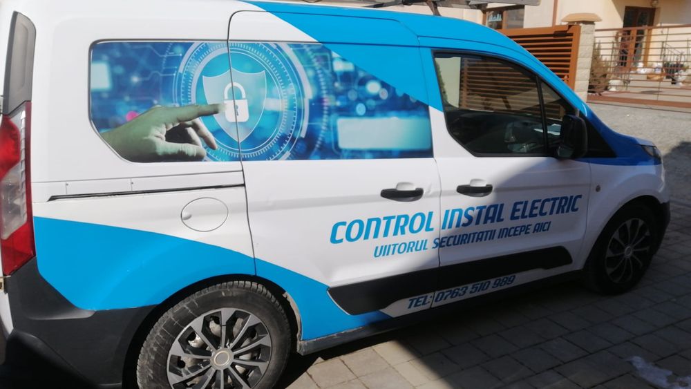 Vând Ford Transit Connect