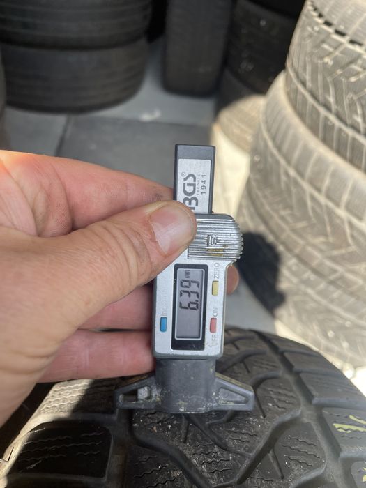 Anv m+s 195/65/15 Michelin/Lassa