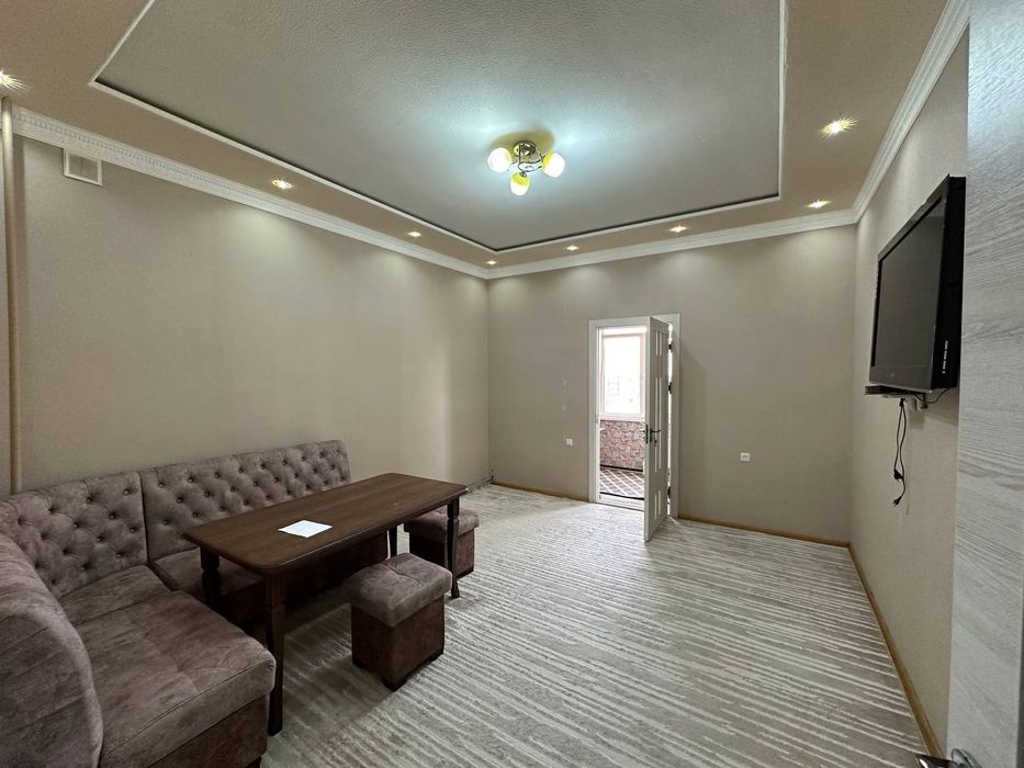 Зудлик билан сотилади 2 хона 5 этаж 50м²  ул Титова ор техногазоил