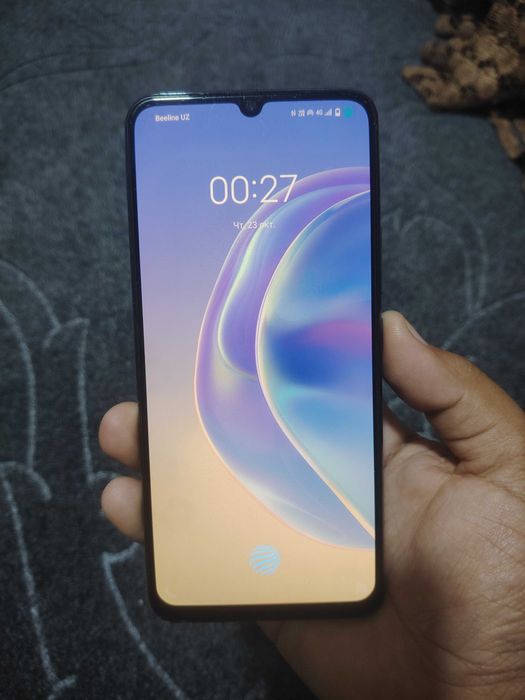 Vivo 21e 128 8+4 srochni sotladi