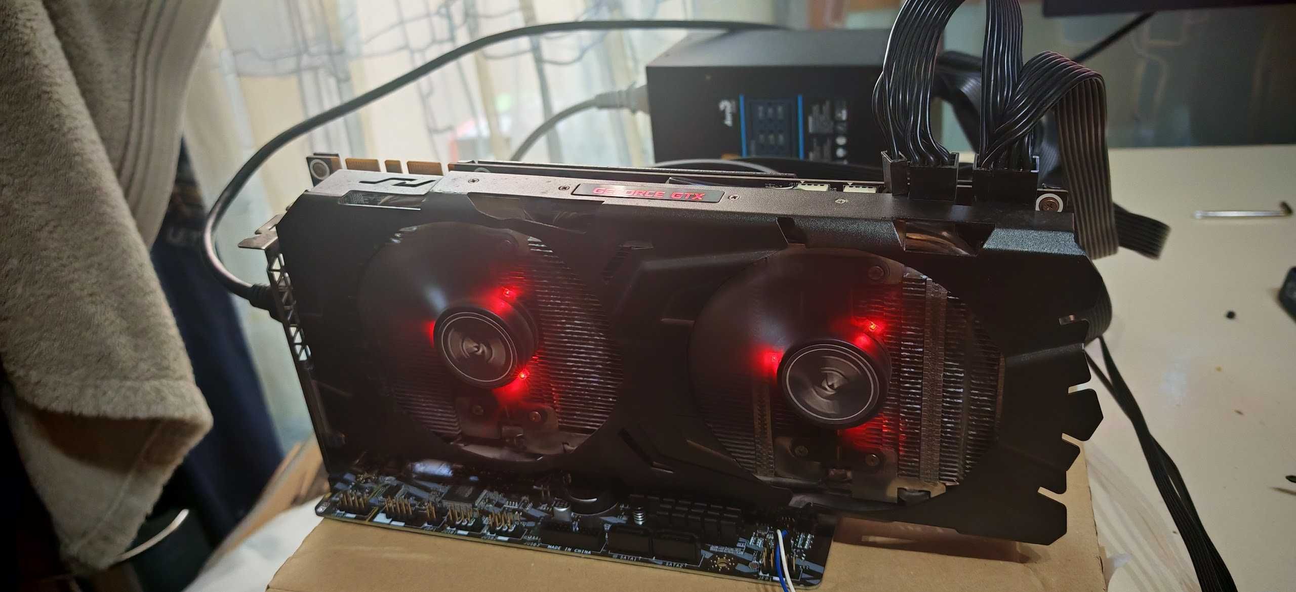 Продавам Перфектна Видео Карта KFA2 GTX 1070 в кутия 3 дни тест период