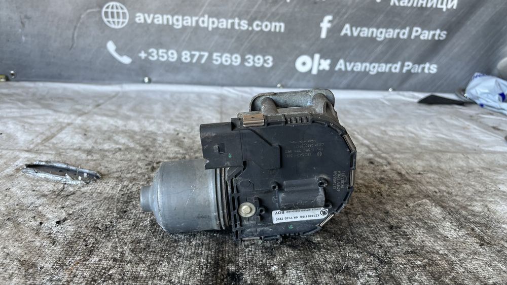 Skoda Octavia 2 моторче предни чистачки