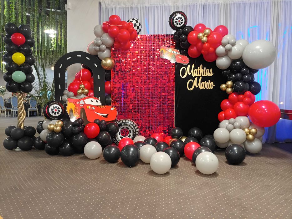 Photocorner botez Aranjamente botez Arcada baloane Decor cristelnita