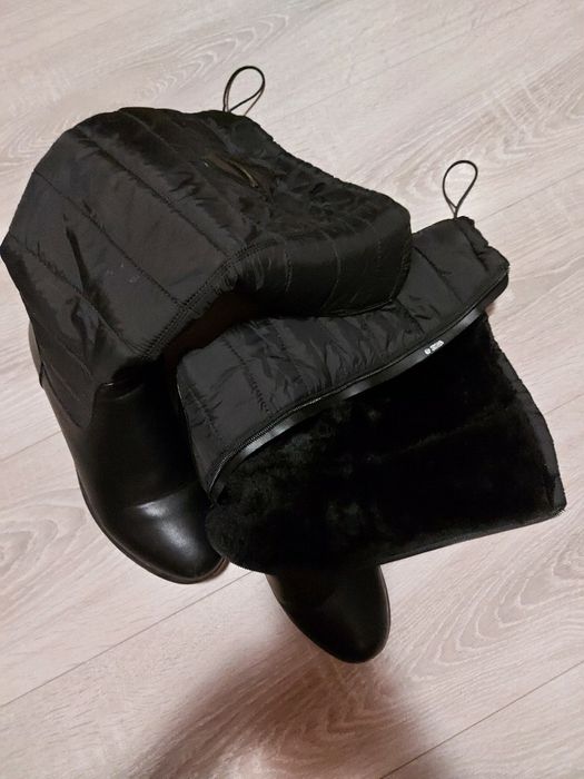 Дамски черни ботуши