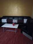 Închiriez apt 2camere la casă
